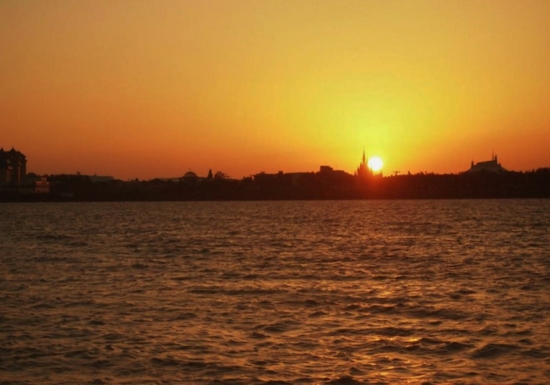 都内オススメ初日の出はここ 葛西臨海公園 の シンデレラ城から昇る太陽 が絶景 Trip S トリップス