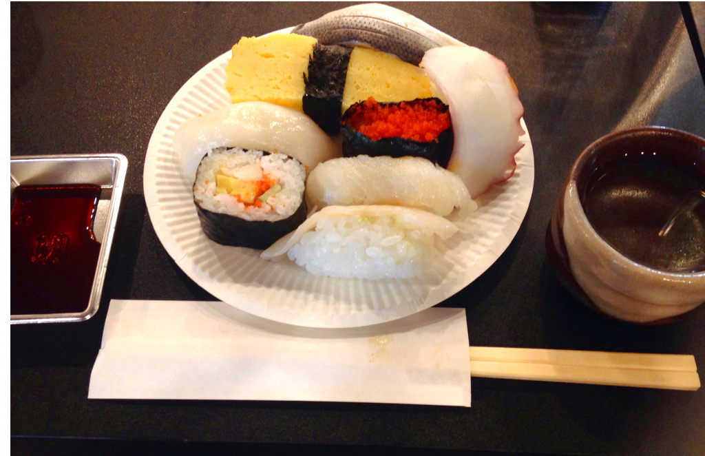寿司食べ放題！おまけに日本酒飲み放題の「LITTLE SAKE SQUARE」が太っ腹！