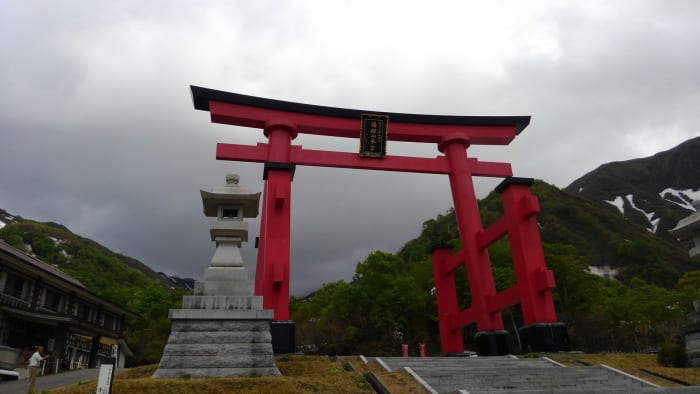 参拝自体の他言が許されない神社を参拝したことを告白します Trip S トリップス