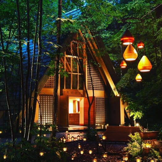 避暑地で大切な人とロマンチックな夏の夜を。