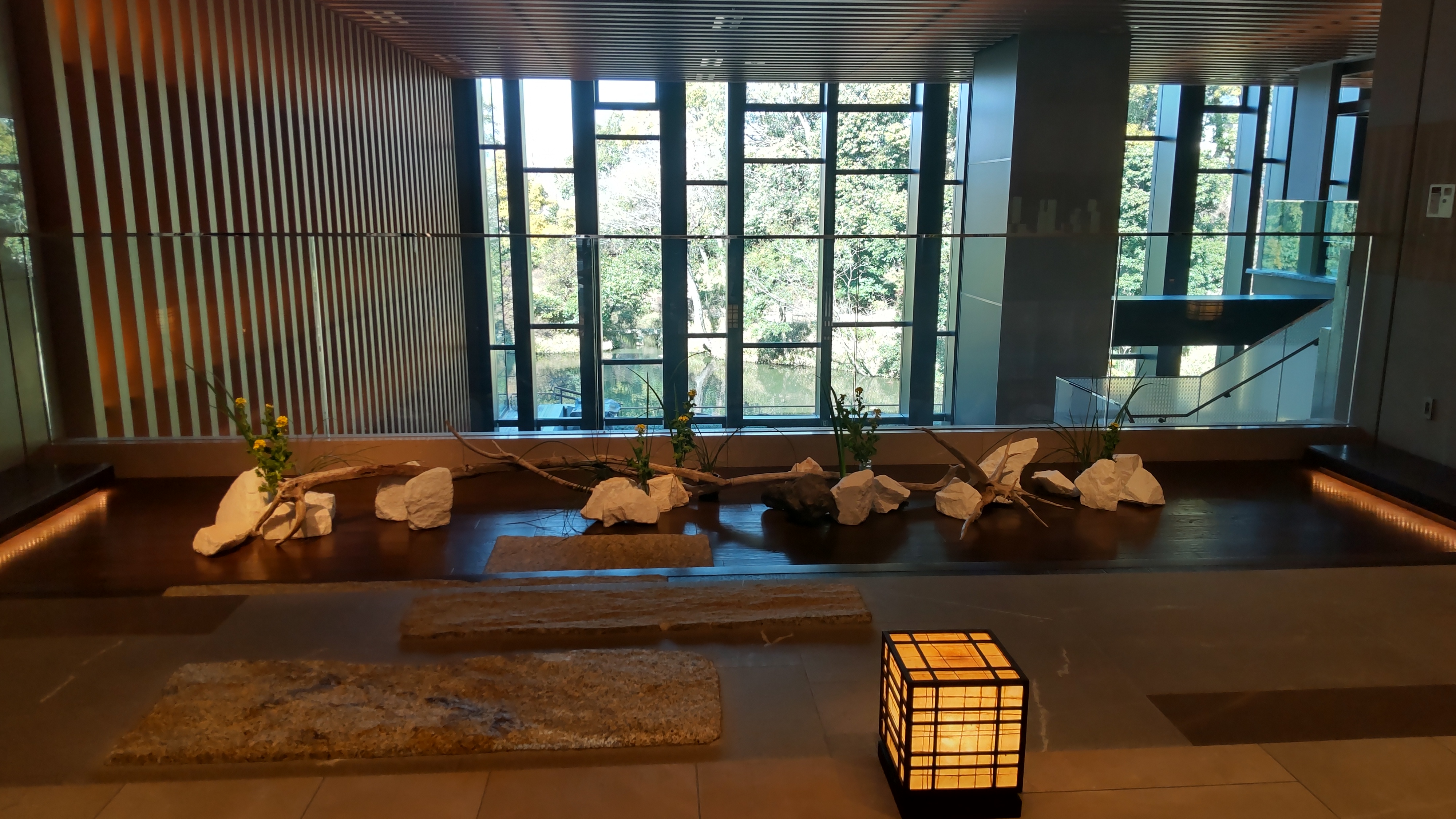 京都フォーシーズンホテルエントランス