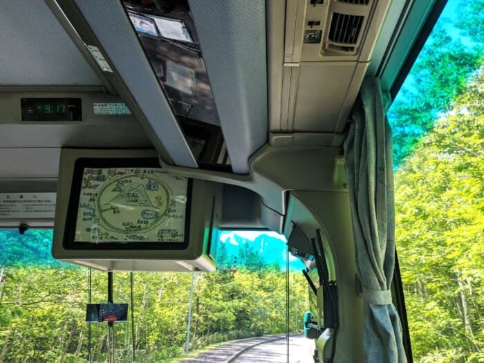 北海道・利尻島内の移動問題を解決！定期観光バスを利用