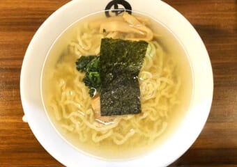 仙台朝市で楽しむ「朝ラー」！地元で人気のラーメンチェーンが提供する朝限定のあっさり塩ラーメン