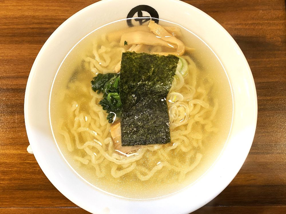 仙台朝市で楽しむ「朝ラー」！地元で人気のラーメンチェーンが提供する朝限定のあっさり塩ラーメン