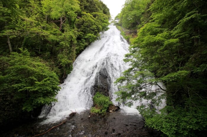 涼しさ別天地！国際避暑地・奥日光の絶景涼感スポット_湯滝