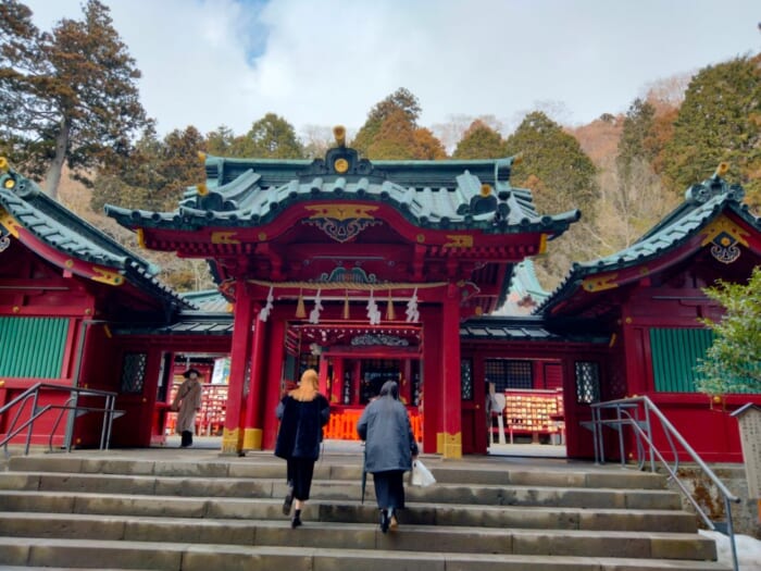 わずか3時間で箱根を満喫！箱根湯本駅周辺で温泉・スイーツ・レトロカフェ・パワースポット欲張り低予算日帰り旅行