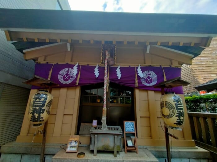 国際的なエンタメ街 六本木のパワースポット―龍土神明宮天祖神社＆朝日神社