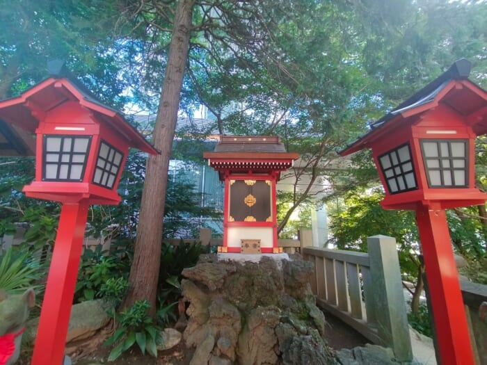 国際的なエンタメ街 六本木のパワースポット―龍土神明宮天祖神社＆朝日神社