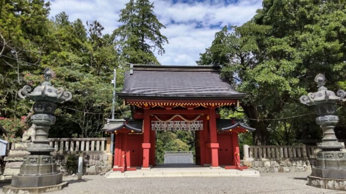 無事にカエル　実話に基づくカエルの信仰が根付く　貫前神社