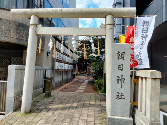 国際的なエンタメ街 六本木のパワースポット―龍土神明宮天祖神社＆朝日神社