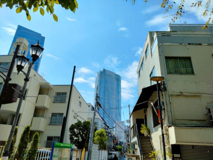 国際的なエンタメ街 六本木のパワースポット―龍土神明宮天祖神社＆朝日神社