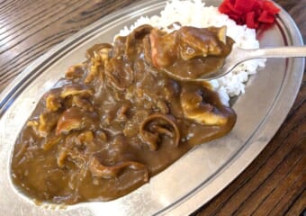 苫小牧のゴーゴー食堂で苫小牧名物ホッキカレーを食す！