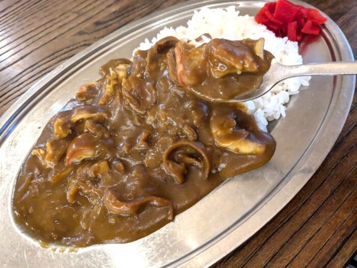 苫小牧のゴーゴー食堂で苫小牧名物ホッキカレーを食す！