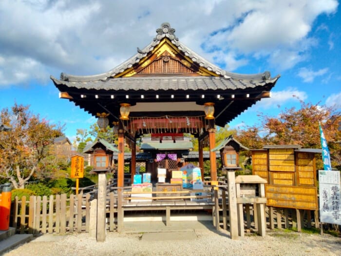 京都平安の面影を求めて巡礼―陰陽師の聖地・晴明神社＆空海ゆかりの龍神スポット・神泉苑