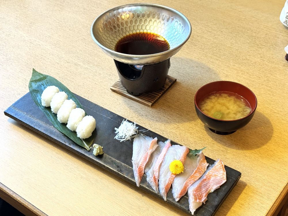 ”ひきずり寿司”って知ってる？ 西伊豆・松崎町の和食店「味正」で食べる新鮮な魚に舌鼓を打つ