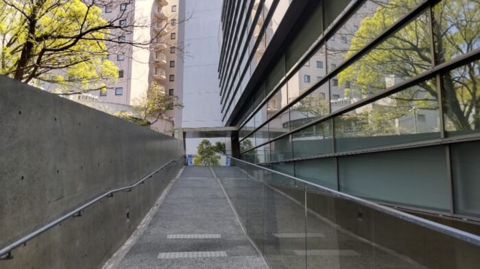 建築も見どころの一つ たくましい日本を感じる　今こそ訪れたい「坂の上の雲ミュージアム」