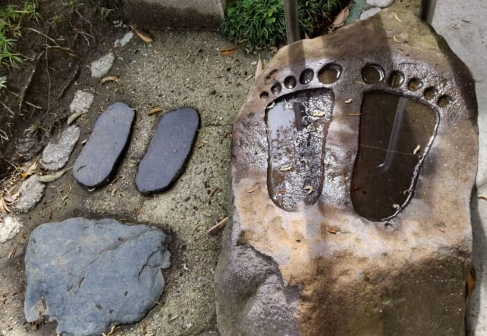 狛犬ならぬ狛イノシシが守る 護王神社は足腰にご利益あり! 足腰祈願をしてたくさん旅に出かけよう!