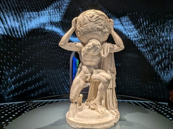 万博イタリア館の本気度がスゴイ！お宝級の彫刻・絵画・ダヴィンチの手稿まで持ってきた！