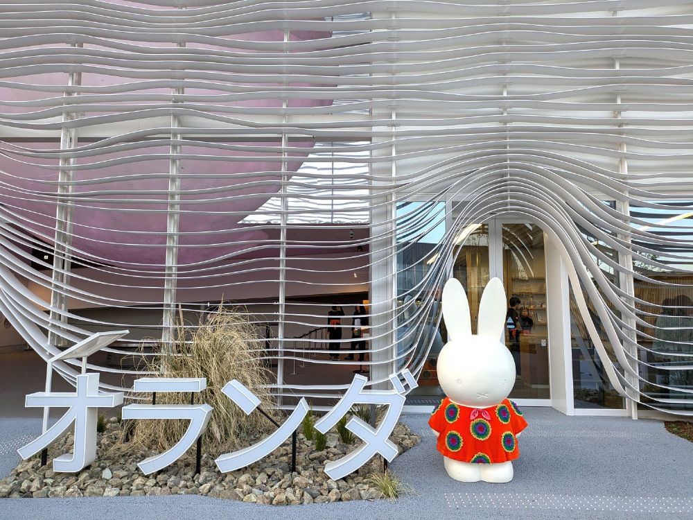 パビリオンの完成具合は?外観を見るだけでも楽しい大阪・関西万博が開幕!