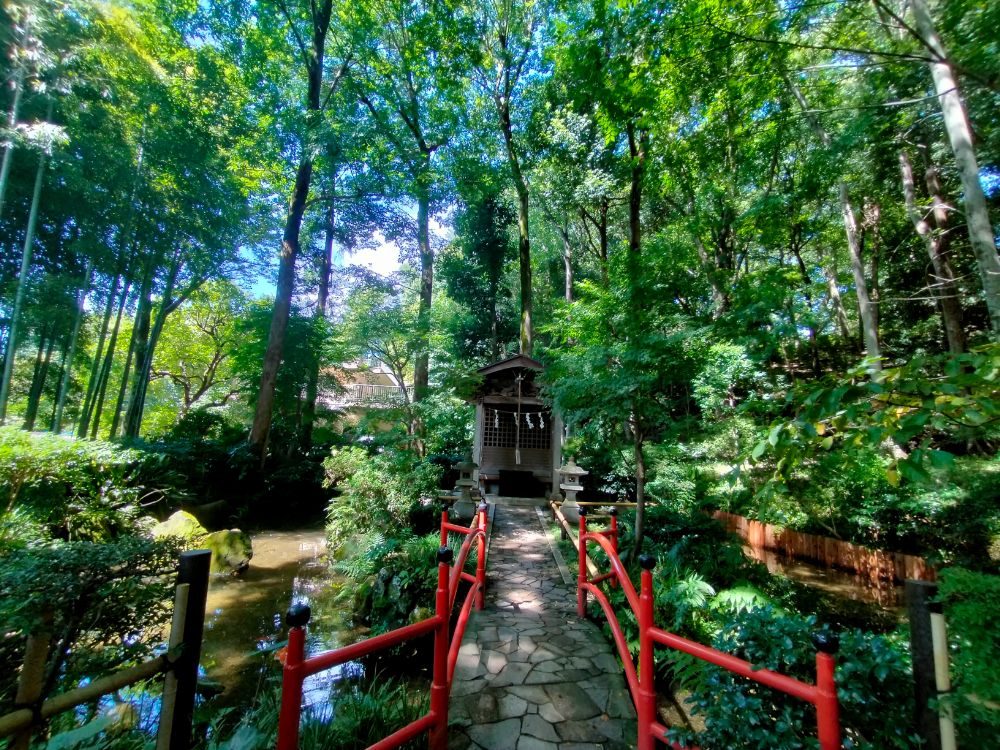 田無神社だけじゃない！ 西武線沿線の知られざる開運スポット―東伏見稲荷神社＆真姿弁財天
