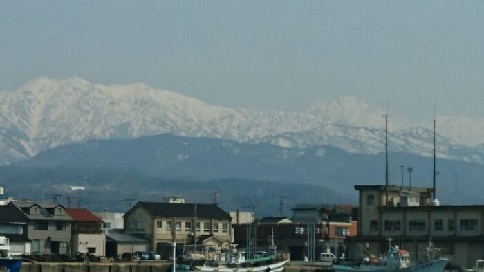 これが無料！？ 穴場の展望スポット 立山あおぐ特等席！ 富山市役所展望塔