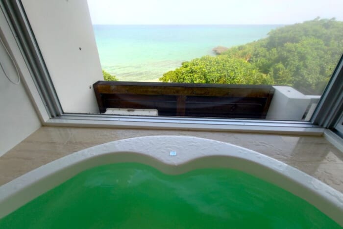 Seven Colors 石垣島(セブンカラーズ石垣島)」の魅力!石垣島北部にポツンと一軒、隠れ家ホテル