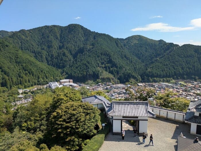 奥美濃 日本最古の木造再建城 絶景を楽しめる郡上八幡城