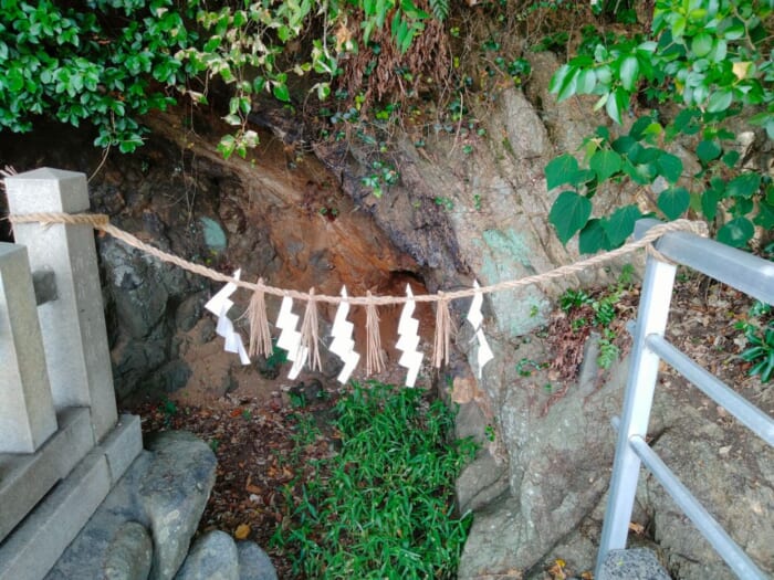 海に浮かぶ神秘の島のパワースポット―八百富神社の弁財天に開運祈願をしよう！