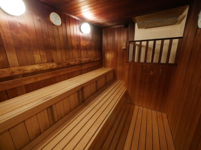 カニ・アワビ・本マグロ・鰻が食べ放題!最強コスパの「大江戸温泉物語 Premium 白浜彩朝楽」を徹底解説