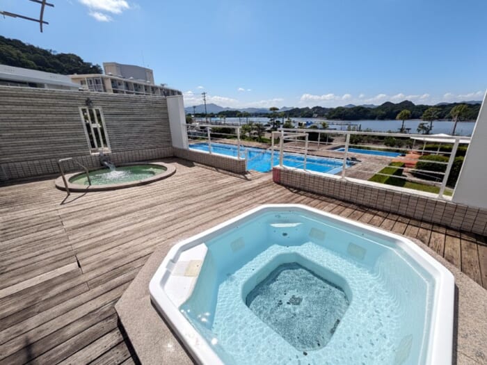 カニ・アワビ・本マグロ・鰻が食べ放題!最強コスパの「大江戸温泉物語 Premium 白浜彩朝楽」を徹底解説