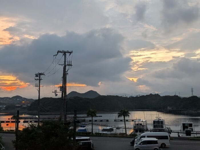 カニ・アワビ・本マグロ・鰻が食べ放題!最強コスパの「大江戸温泉物語 Premium 白浜彩朝楽」を徹底解説