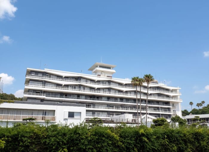 カニ・アワビ・本マグロ・鰻が食べ放題!最強コスパの「大江戸温泉物語 Premium 白浜彩朝楽」を徹底解説