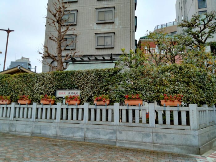 新宿に潜む静寂の異世界系パワースポット―西向天神社と抜弁天