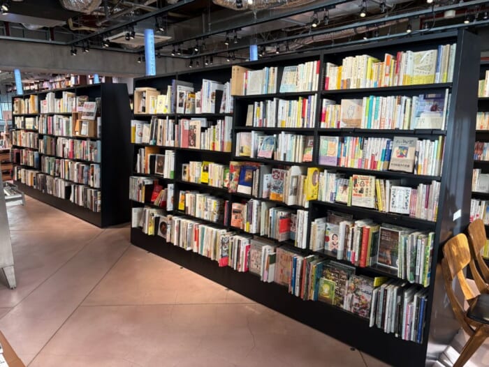 都会の真ん中で本に出会う、『文喫』で味わう静かな余白