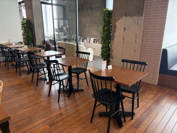 都会の真ん中で本に出会う、『文喫』で味わう静かな余白