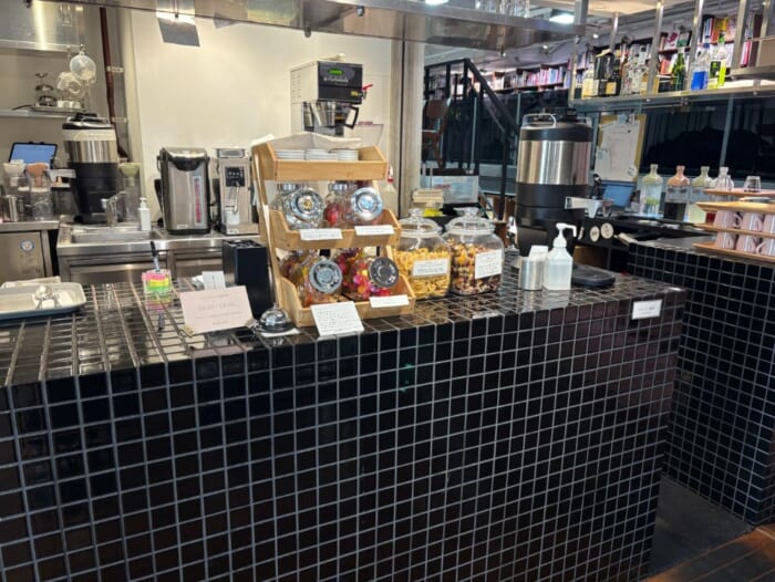 都会の真ん中で本に出会う、『文喫』で味わう静かな余白