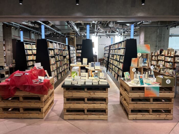 都会の真ん中で本に出会う、『文喫』で味わう静かな余白