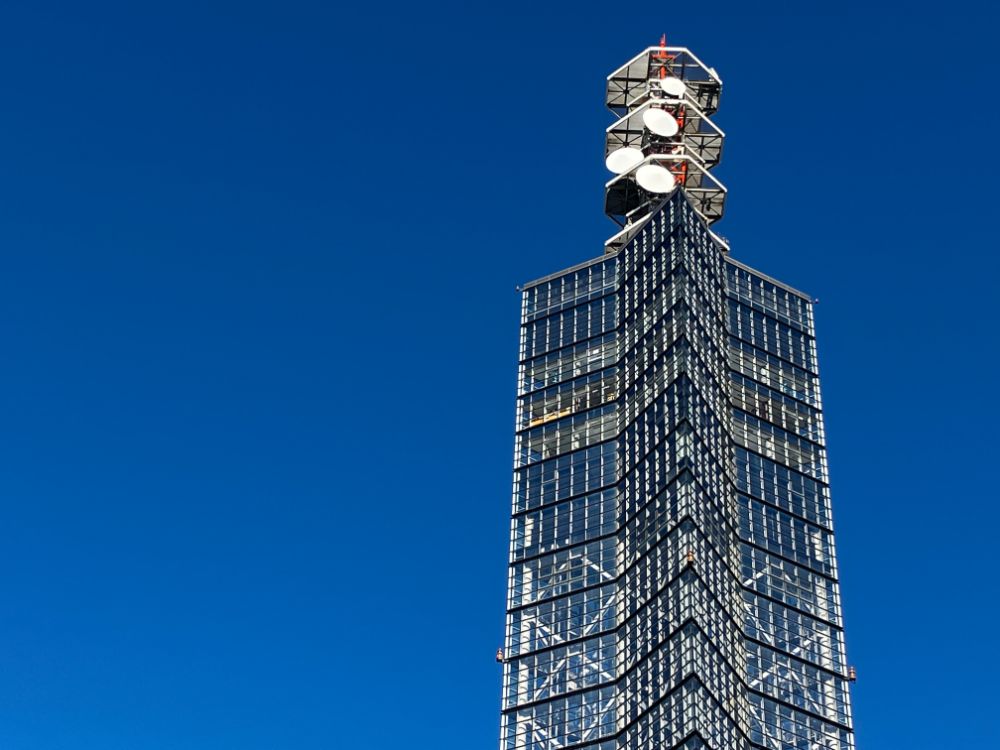 海と風にひらく秋田の時間 セリオンタワー