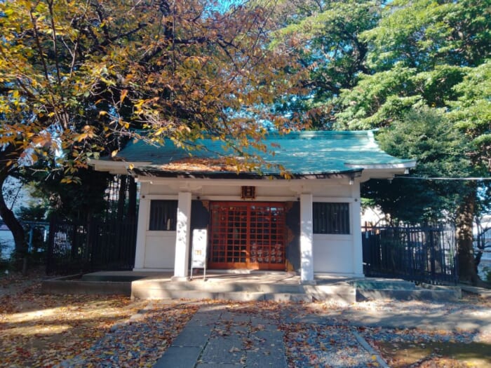 ソメイヨシノ発祥の地・駒込で開運！ 日本武尊ゆかりの妙義神社と異世界の富士神社