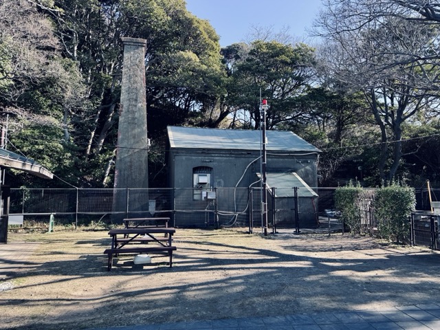 冬の平日朝イチ猿島が、ラピュタの世界観に最も近い説