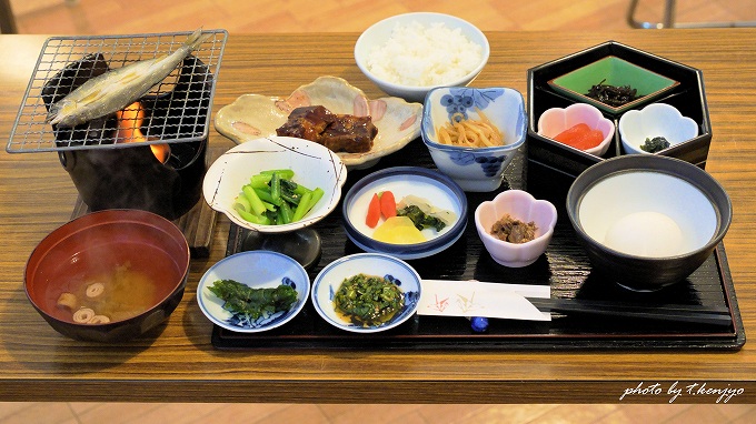 銀山温泉の隣にあった「リアル大正ロマン」！ 瀬見温泉「喜至楼」で触れる、温泉文化遺産と手料理の温もり