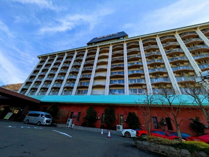 お酒もカラオケも無料?! 三つ星バイキングと貸切風呂で選ぶ「鬼怒川観光ホテル」の贅沢ステイ