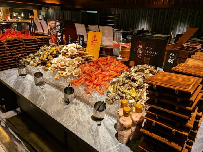 お酒もカラオケも無料?! 三つ星バイキングと貸切風呂で選ぶ「鬼怒川観光ホテル」の贅沢ステイ