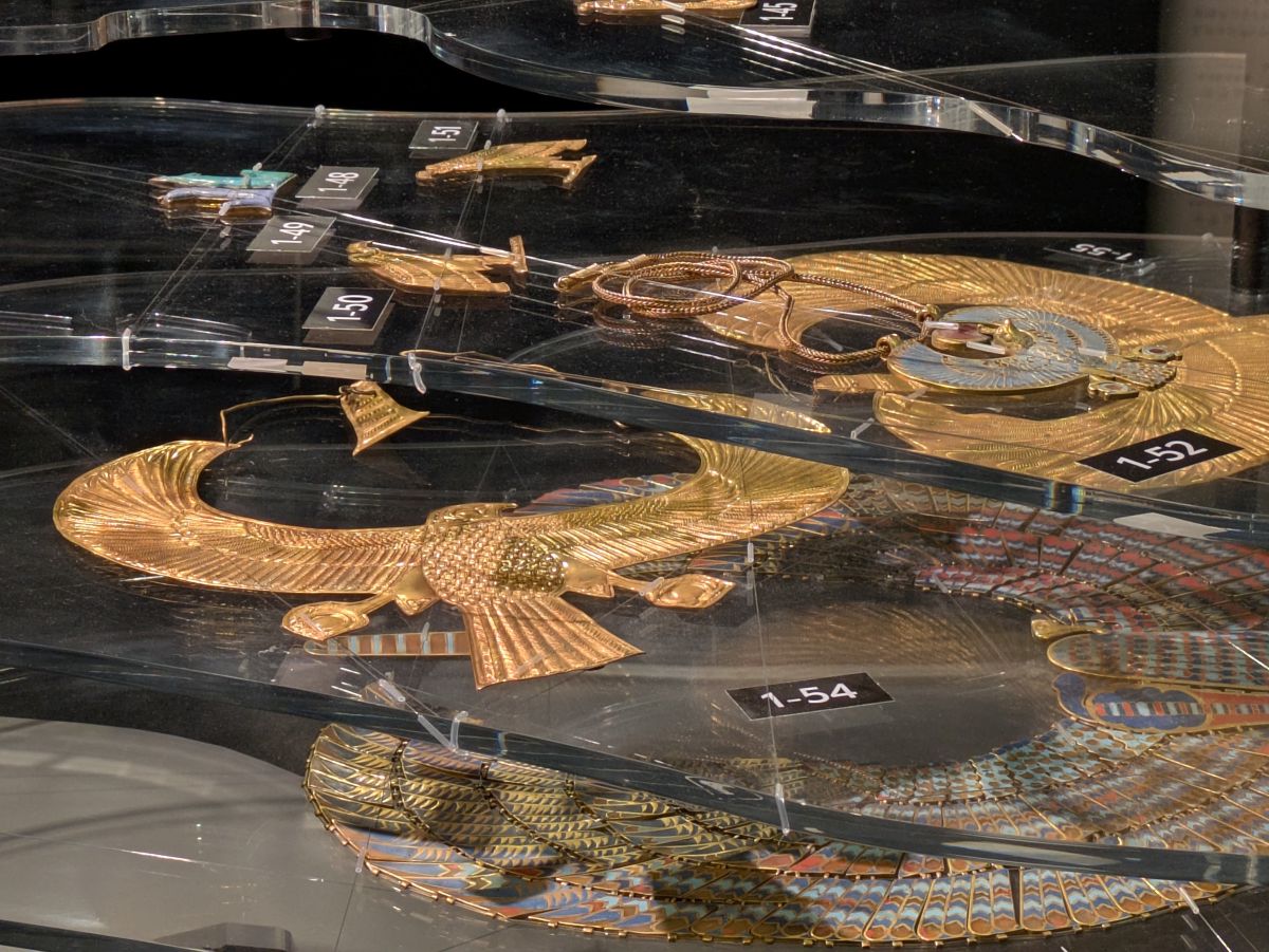 超リアルな王墓の空間！ 「ミステリー・オブ・ツタンカーメン〜体感型古代エジプト展～」