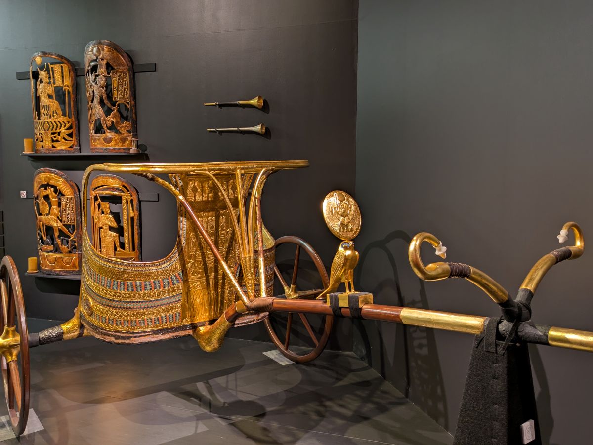 超リアルな王墓の空間！ 「ミステリー・オブ・ツタンカーメン〜体感型古代エジプト展～」