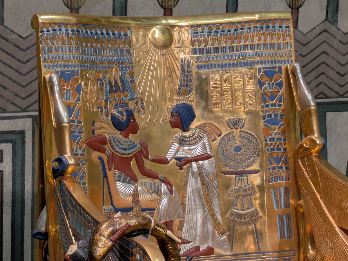 超リアルな王墓の空間！ 「ミステリー・オブ・ツタンカーメン〜体感型古代エジプト展～」