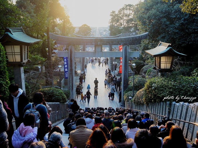 スマホでも撮れる一生モノの1枚を！ 福岡・宮地嶽神社『光の道』に出会える確率を高める完全ガイド