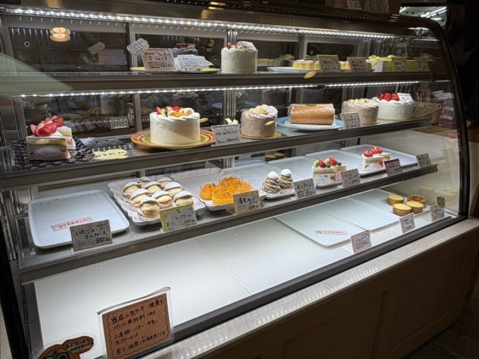 桜の穴場スポット、気になりませんか？世田谷百景にも選ばれる上北沢の桜並木 -東京 世田谷区