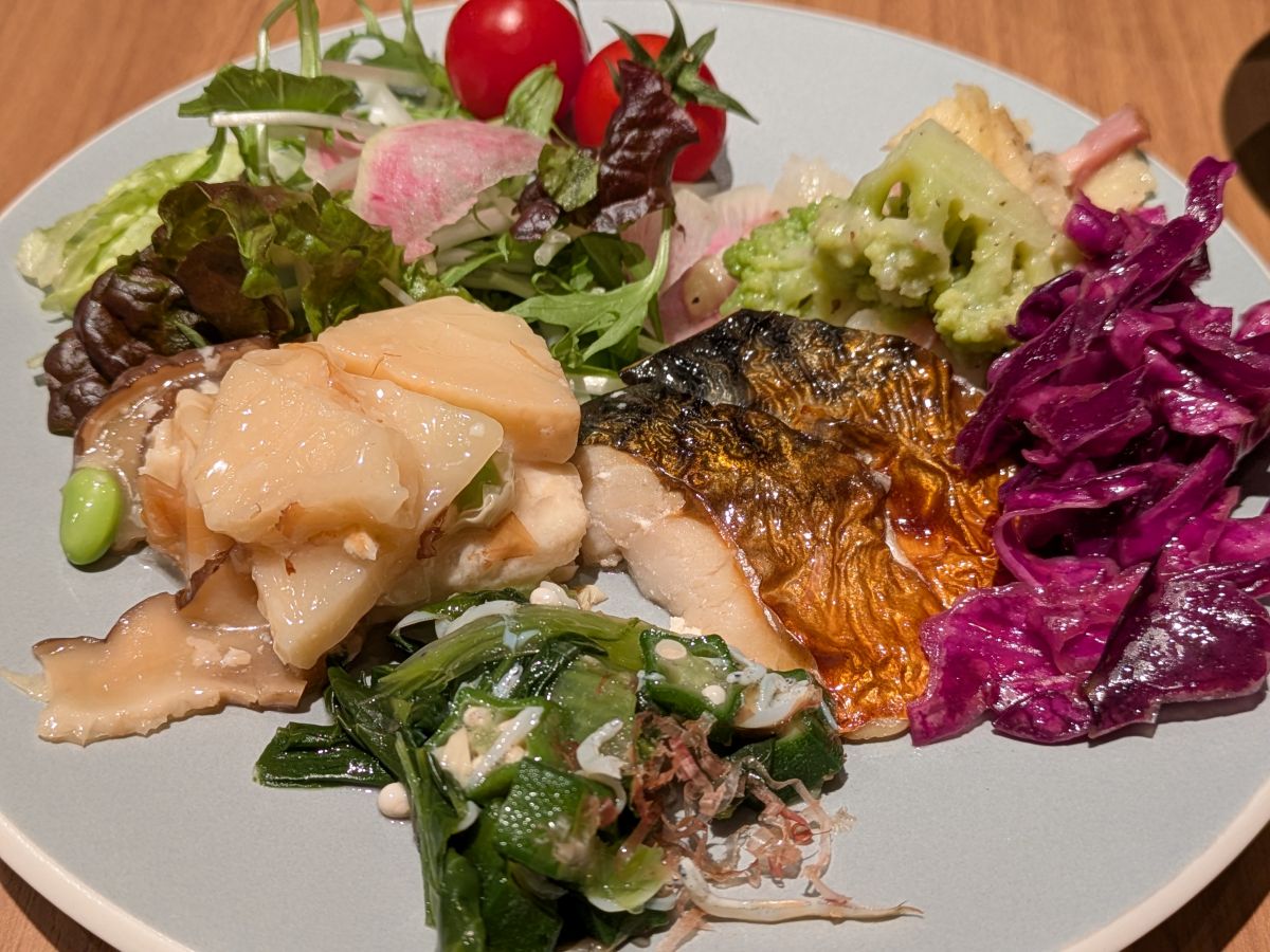 モーニングビュッフェを楽しめる伊右衛門カフェが心斎橋に誕生！