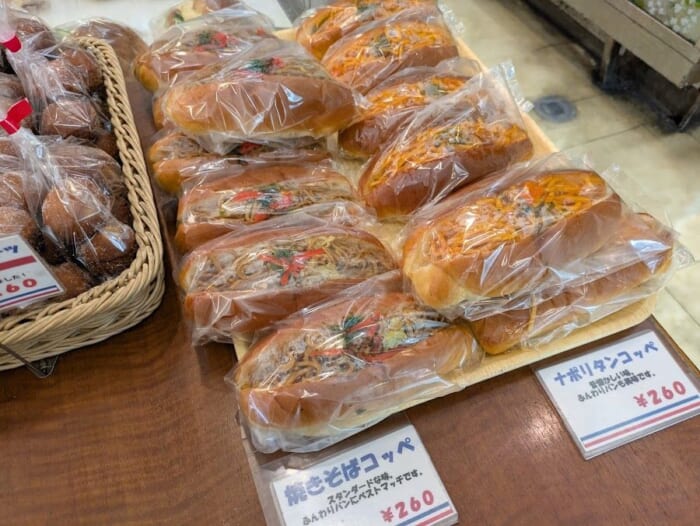 トーストが食べ放題！ 昭和を感じるレトロなパンも人気 タカセ洋菓子 お得なモーニングを満喫　